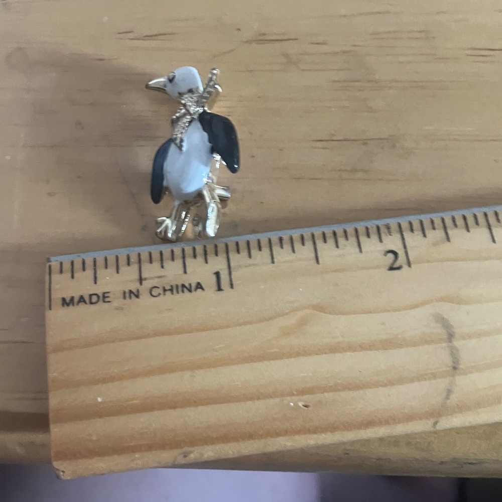 Elegant Gold and White penguin Brooch